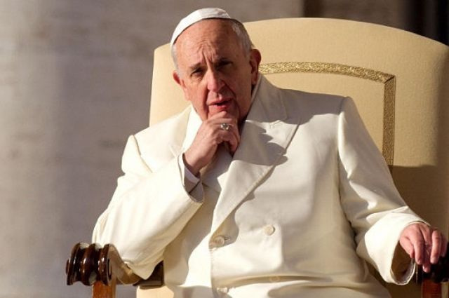 Папа Римский Франциск позволил всем священникам отпускать грех аборта