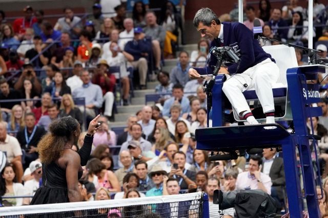 Карлос Рамос, известный своей принципиальностью, остался непреклонен перед звездой мирового тенниса.