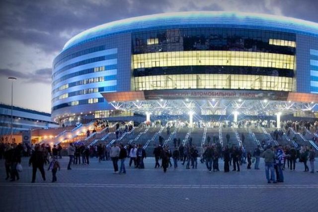 Радио Unistar подвезет посетителей концерта Элтона Джона от «Минск ...