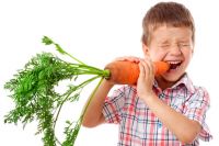 Пищевое поведение формируется в детстве, поэтому то, каким оно будет, зависит от питания в семье.