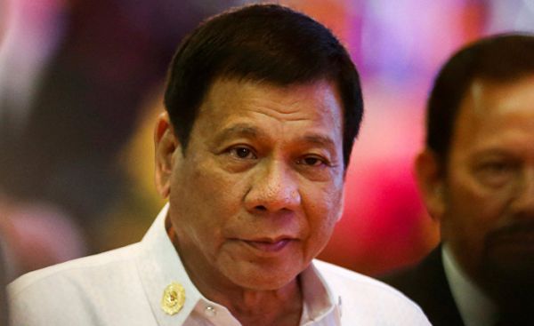 Р. ДУТЕРТЕ, президент Филиппин: «Я вас уведомляю, что это будут последние военные учения Филиппин и США! Последние!» Президент боится, что в случае военного конфликта между Китаем и США основное поле брани развернется на Филиппинах.