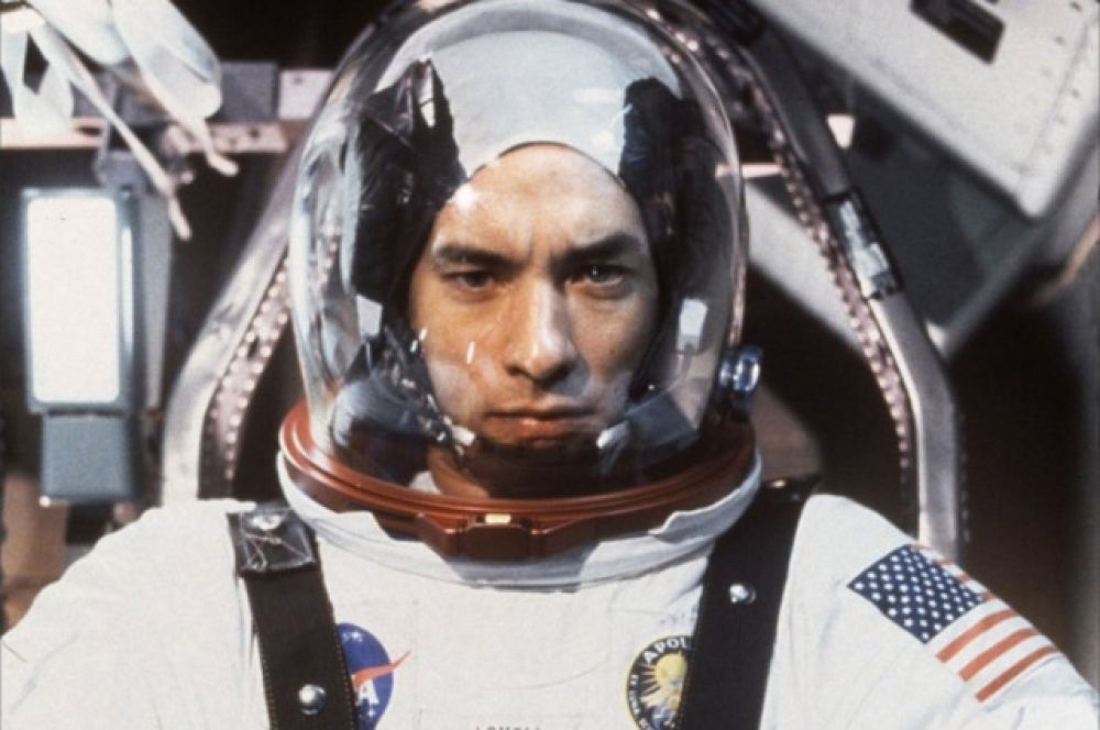 В картине «Аполлон 13» актер воплотил на экране образ астронавта Джима Ловелла. Фильм рассказывал о неудачной лунной миссии «Аполлон-13» — одном из самых драматических моментов освоения космоса.
