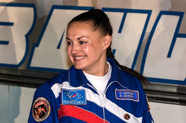 Елена Серова на космодроме «Байконур».
