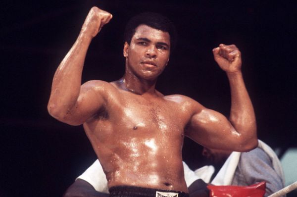 4 июня в возрасте 74 лет скончался один из самых известных боксеров в мировой истории Мохаммед Али.