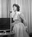 Советская певица Тамара Григорьевна Миансарова выступает на концерте. 1962 год.