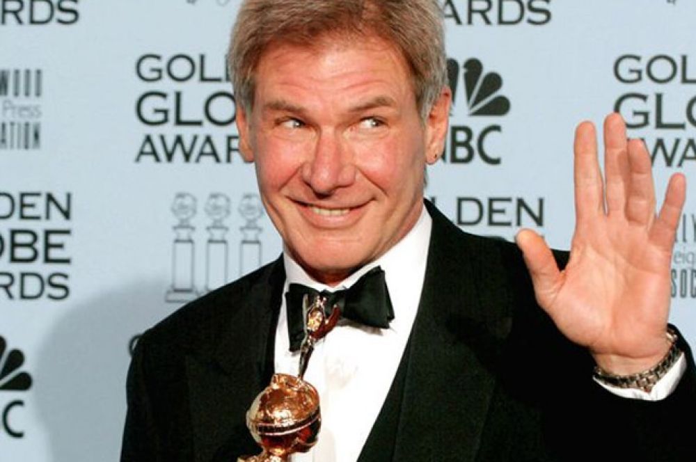 В 2002 году Харрисон Форд удостоился почетного «Золотого глобуса» за вклад в развитие кинематографа.