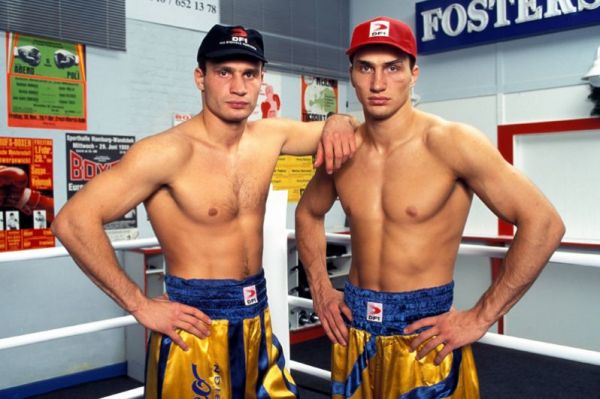 Братья Кличко в 1997 году.