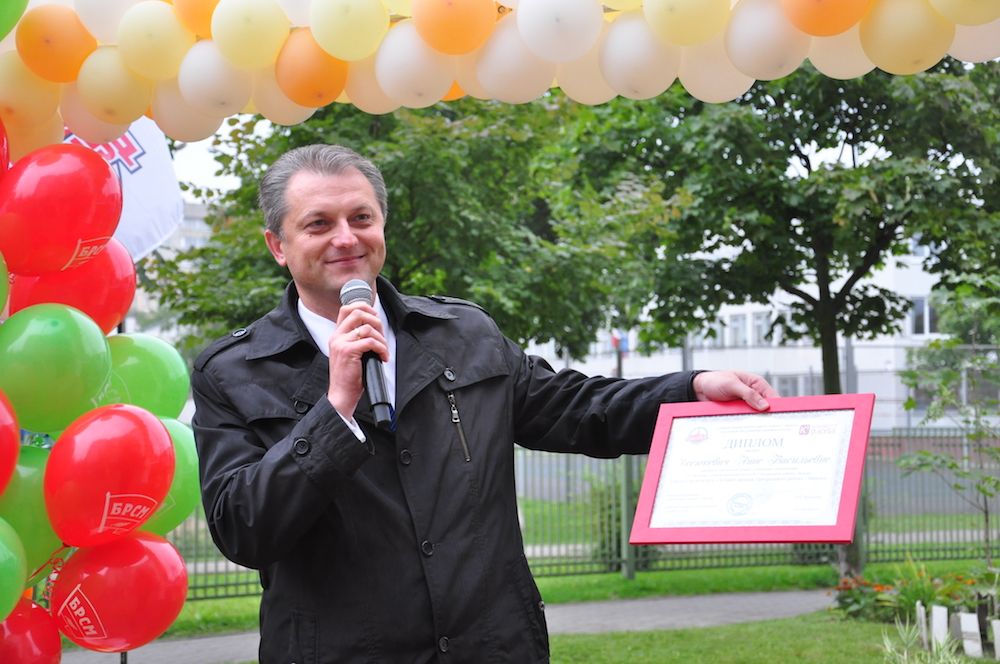 На фото глава администрации Центрального района Игорь Бузовский.