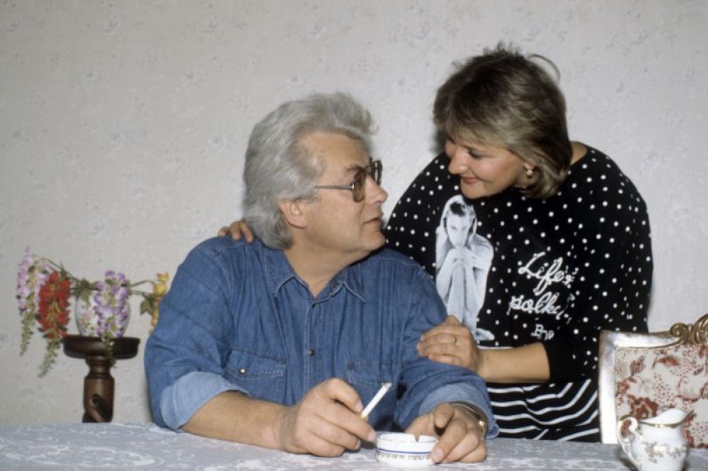Аллан Чумак дома с женой Светланой. 1991 год.
