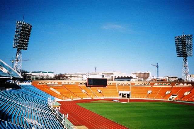 Стадион был официально открыт в 1934 году.