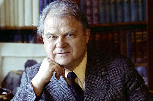Тихон Николаевич Хренников. 1975 г.