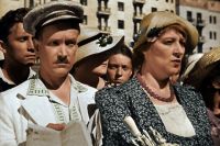 Петр Репнин (Муля) и Фаина Раневская (Ляля) в фильме «Подкидыш», снятом в 1939 году. 