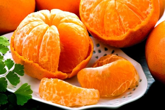 Диетолог предупредила о токсичности мандариновых косточек - Новости | Караван