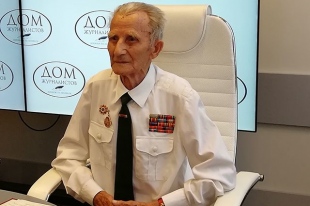 97-летний ветеран ГАИ Иван Мистюков был одним из первых автоинспекторов Воронежа в послевоенные годы.