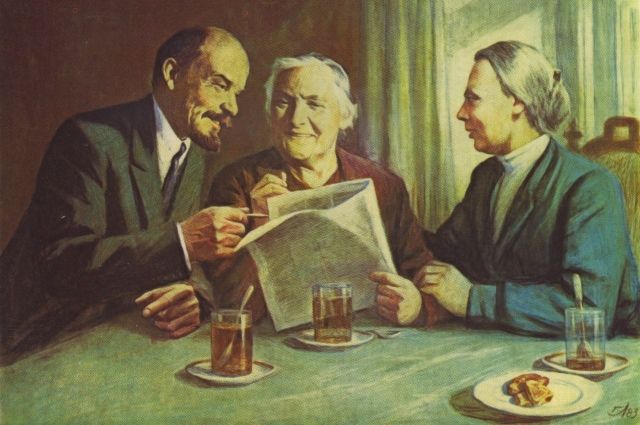 Ленин так любил чай, что одним из первых распоряжений советской власти был декрет о чае и создании Центрочая.
