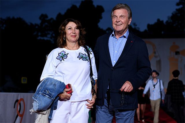 Лев Лещенко с супругой Ириной.