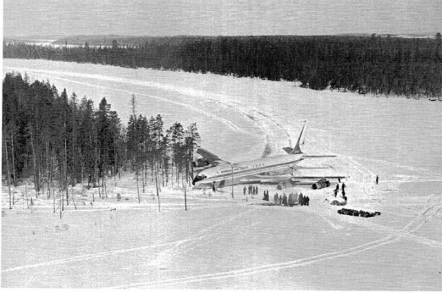 «Боинг-707» на озере Корпиярви. Апрель 1978 года.