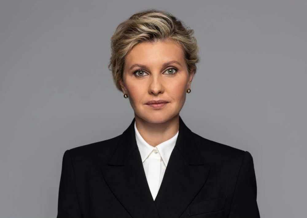Елена Зеленская — супруга президента Украины Владимира Зеленского, первая леди Украины с 20 мая 2019 года, сценарист Студии «Квартал-95»