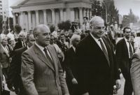 В 1990 году Михаил Горбачёв привёз на Ставрополье канцлера Германии Гельмута Коля.