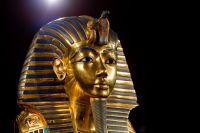  Золотая маска Тутанхамона.