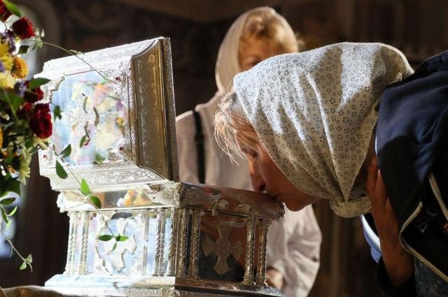 The ark with the relics of Saint Euphrosyne from Moscow was brought to Minsk | Association