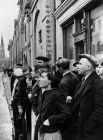 22 июня 1941 года в 12 часов дня Молотов выступил по радио с официальным обращением к жителям страны, сообщив о нападении Германии на СССР и объявив о начале отечественной войны.