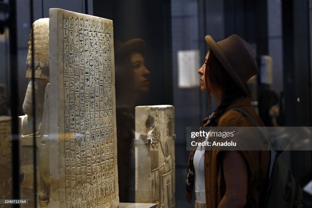 Комплекс площадью 100 тыс. кв. м расположен на территории в 490 тыс. кв. м, почти четверть площади музея (24 тыс. кв. м) занимает постоянная экспозиция.