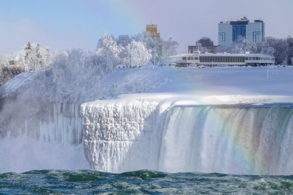 Последний раз водопад частично замерзал в 2019 году.