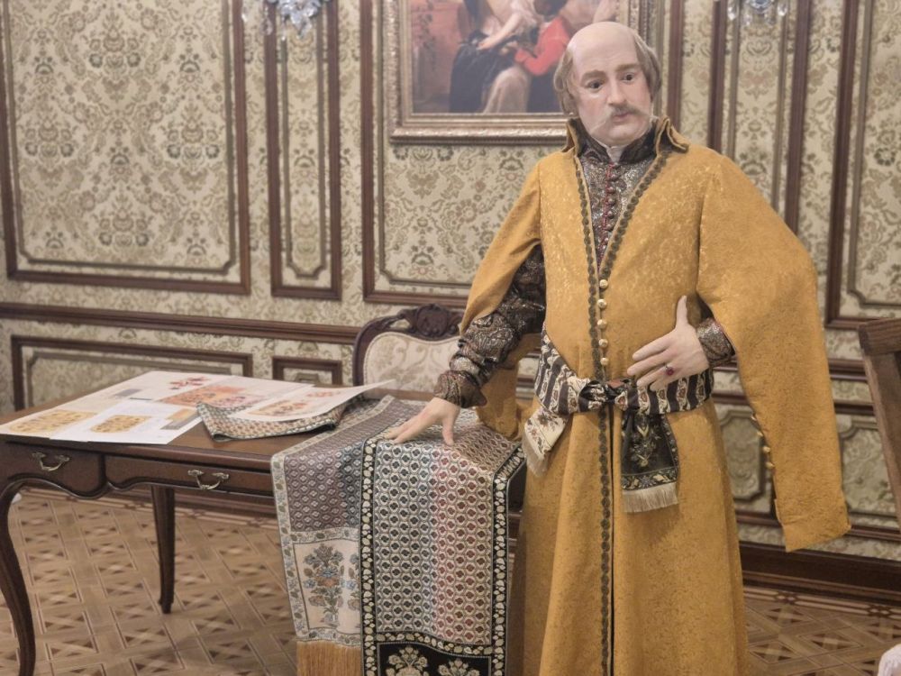В зоне «Фрагмент дворца Радзивиллов» можно увидеть, как жили представители знатного рода. Будучи представителями одной из самых старинных знатных польско-литовских фамилий, Радзивиллы состояли в родстве со многими влиятельными родами, в том числе с королевскими домами Европы.