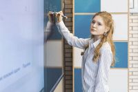 Кто знает, возможно, через 10 лет на уроках математики ученики будут искать ошибки в готовом ответе, выданном искусственным разумом?